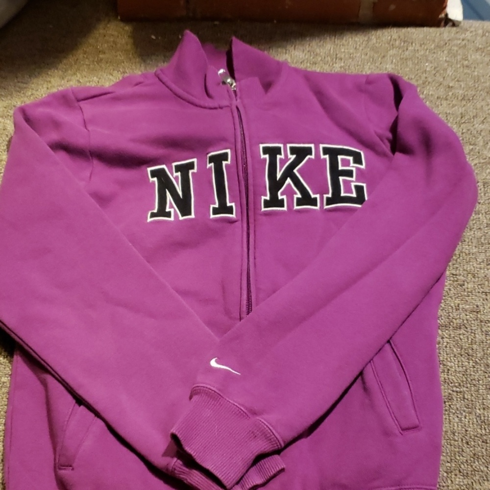 Zip up sweat shirt
